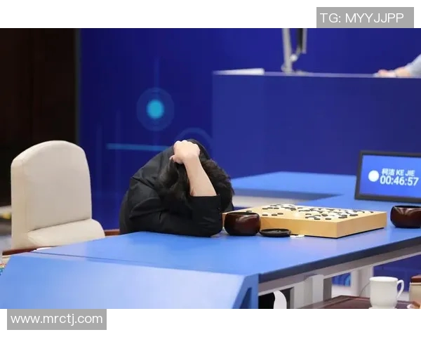 发电机与南部鲨鱼的较量谁能在力量与智慧中胜出