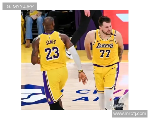 湖人对阵国王全场精彩视频回放及赛后精彩瞬间分析